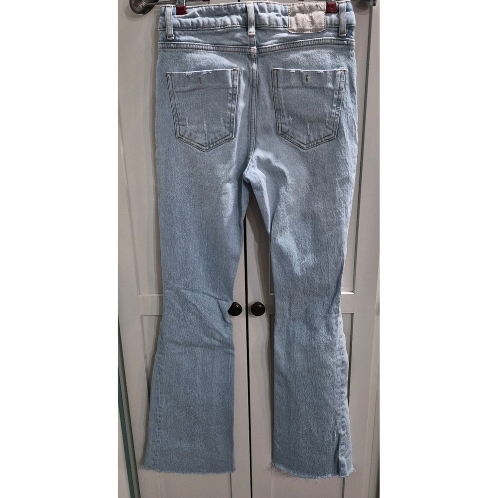 ZAra light wash high rise distressed jeans - 2 - Picture 6 of 6